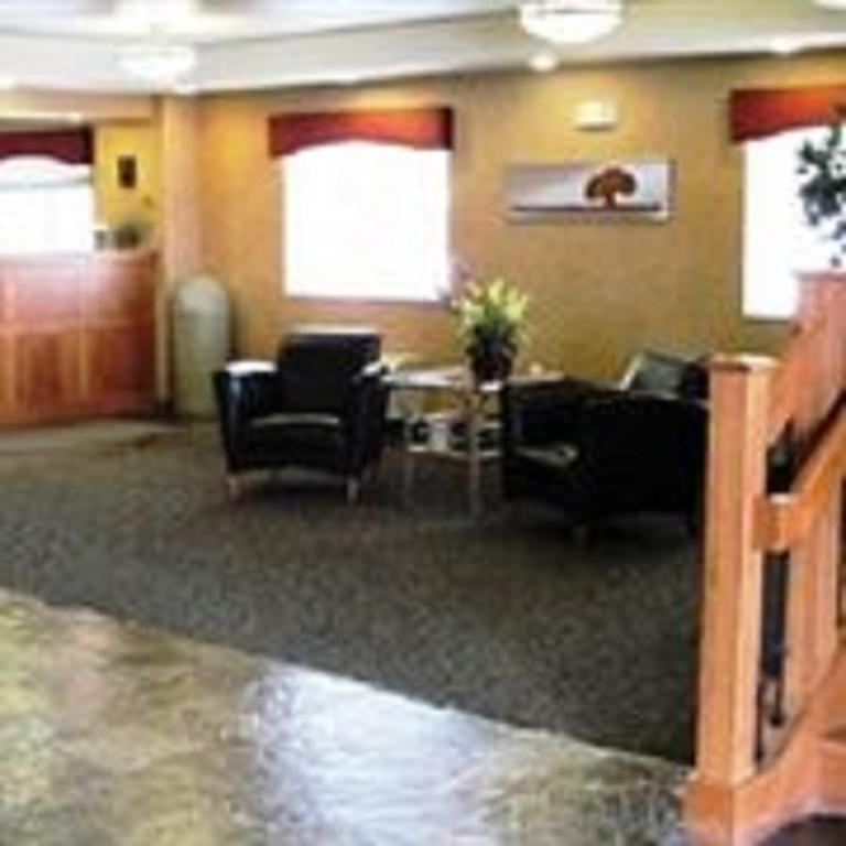 Travelodge By Wyndham Clinton Valley West Court Dış mekan fotoğraf